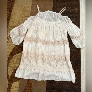 Cream Cold-Shoulder Lace Trim Tunic Shirt
